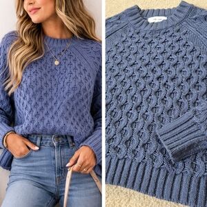 John + Jenn Cable Knit Sweater XS 💙 Oversized Cozy Fit